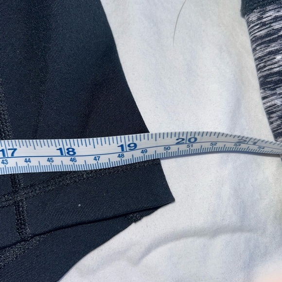 CABI Reversible Fitted Zip Front Stretch Sport Jacket~Size 6 - Picture 7 of 9